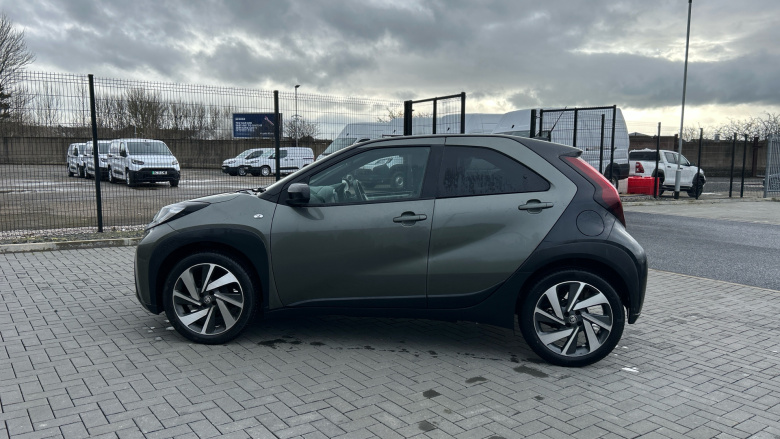 Toyota Aygo X 1.0 VVT-i Edge 5dr Petrol Hatchback